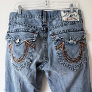 True Religion Rainbow Stitch bootcut  women's jeans 32 X 31 mid blue denim USA